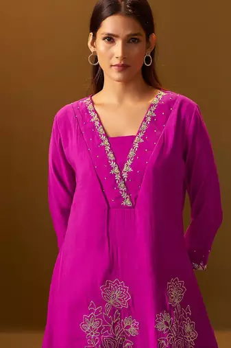 Women Floral Embroidered A-Line Kurta with Trousers
