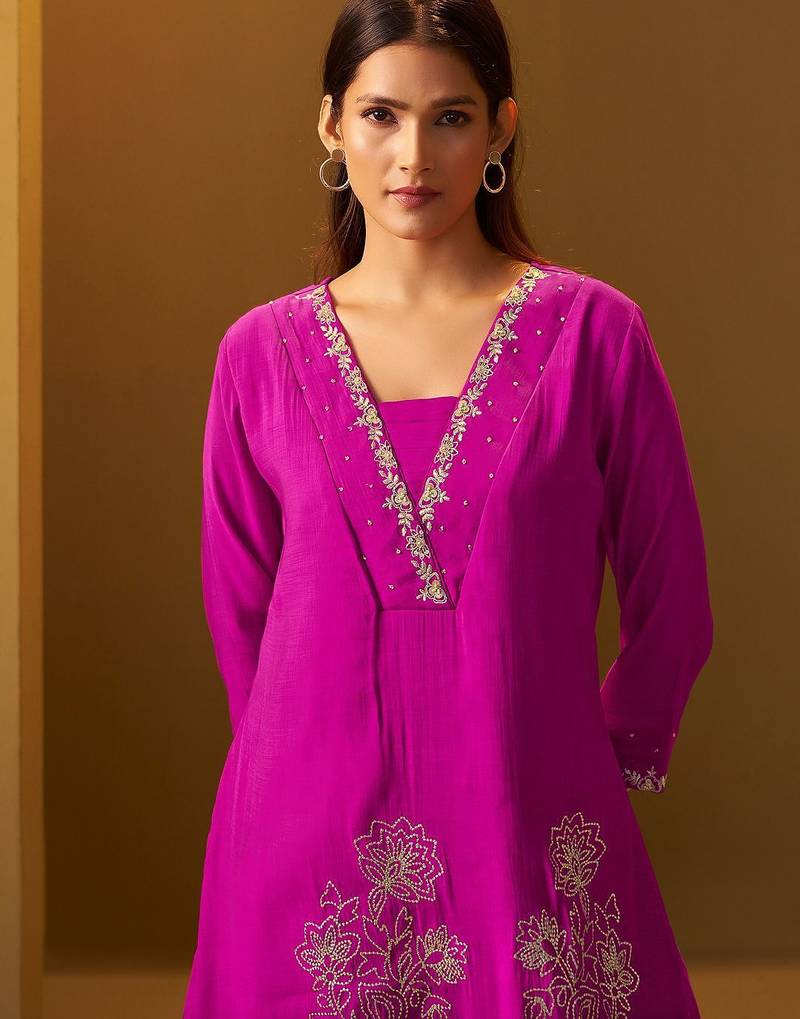 Women Floral Embroidered A-Line Kurta with Trousers