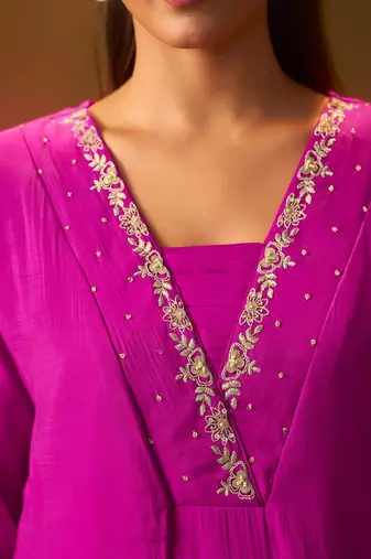 Women Floral Embroidered A-Line Kurta with Trousers