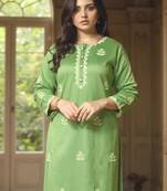 Women Ethnic Motifs Embroidered Kurta with Trousers