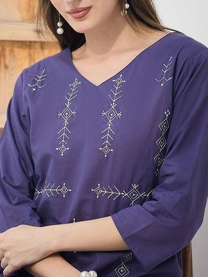 Geometric Printed Pure Cotton Kurta With Trousers 2
