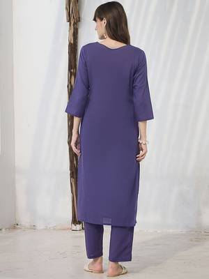 Geometric Printed Pure Cotton Kurta With Trousers 4