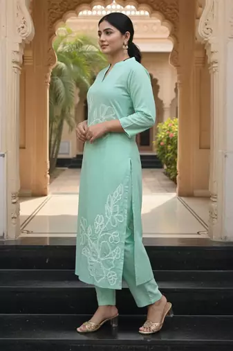 Floral Embroidered Thread Work Pure Cotton Kurta With Trousers