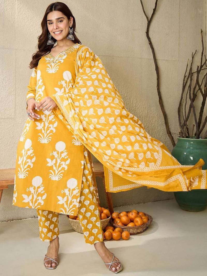 Floral Printed V-Neck Pure Cotton Straight Kurta With Trousers & Dupatta