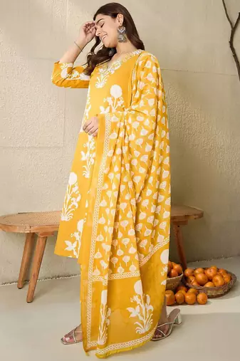 Floral Printed V-Neck Pure Cotton Straight Kurta With Trousers & Dupatta