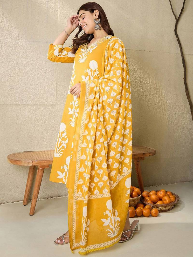 Floral Printed V-Neck Pure Cotton Straight Kurta With Trousers & Dupatta