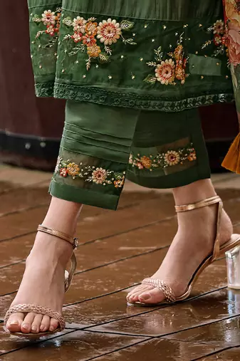Floral Yoke Design Thread Work A-Line Kurta With Trousers & Dupatta