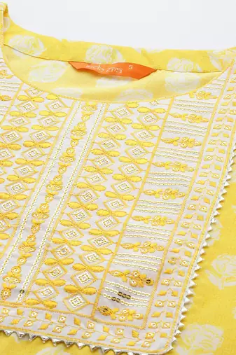 Floral Printed Regular Sequinned Pure Cotton Kurta With Trousers & Dupatta