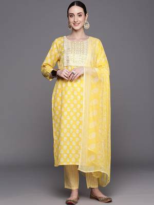 Floral Printed Regular Sequinned Pure Cotton Kurta With Trousers & Dupatta 5