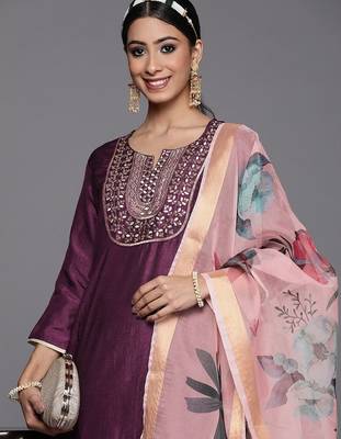 Women Purple Yoke Design Kurta with Trousers & Dupatta 1