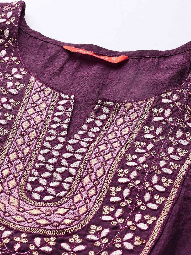 Women Purple Yoke Design Kurta with Trousers & Dupatta