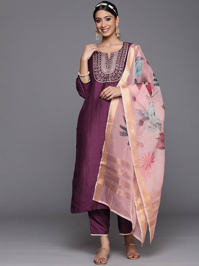 Women Purple Yoke Design Kurta with Trousers & Dupatta