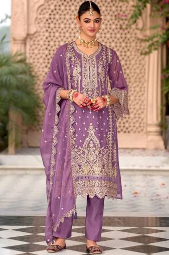 Women Ethnic Motifs Embroidered Regular Kurta with Trousers & With Dupatta