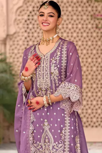 Women Ethnic Motifs Embroidered Regular Kurta with Trousers & With Dupatta
