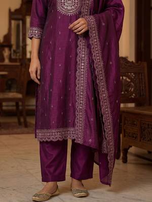 Women Ethnic Motifs Embroidered Regular Thread Work Kurta with Trousers & With Dupatta 2