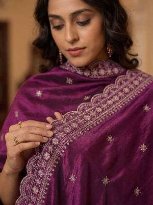 Women Ethnic Motifs Embroidered Regular Thread Work Kurta with Trousers & With Dupatta 4