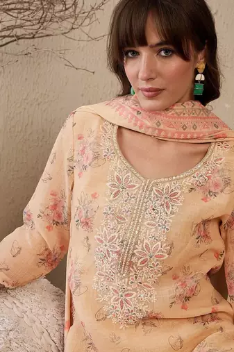Women Floral Printed Regular Thread Work Linen Kurta with Trousers & With Dupatta