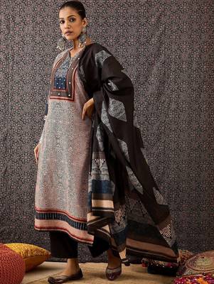 Women Printed Regular Beads and Stones Pure Cotton Kurta with Trousers & With Dupatta 4
