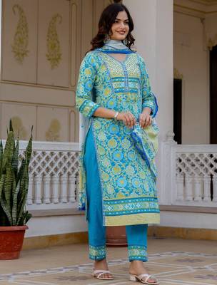 Women Floral Printed Regular Pure Cotton Kurta with Trousers & With Dupatta 3