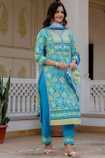 Women Floral Printed Regular Pure Cotton Kurta with Trousers & With Dupatta