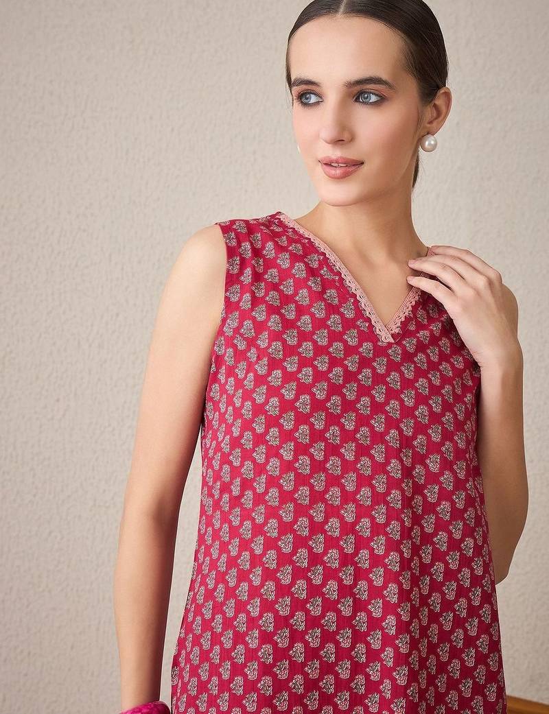 Women Ethnic Motifs Printed Regular Pure Cotton Kurta with Trousers