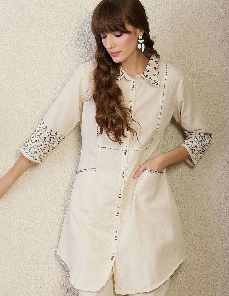 Women Ethnic Motifs Embroidered Regular Thread Work Kurta with Trousers
