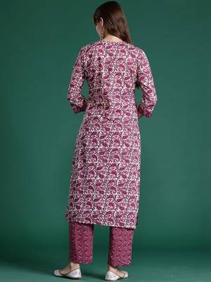 Women Paisley Printed Regular Pure Cotton Kurta with Trousers 6