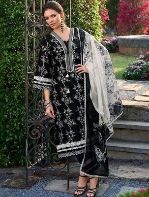Women Floral Printed Regular Thread Work Pure Cotton Kurta with Trousers & With Dupatta 1
