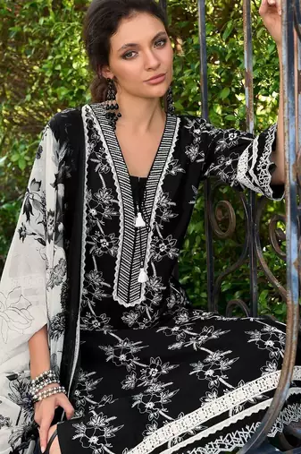 Women Floral Printed Regular Thread Work Pure Cotton Kurta with Trousers & With Dupatta