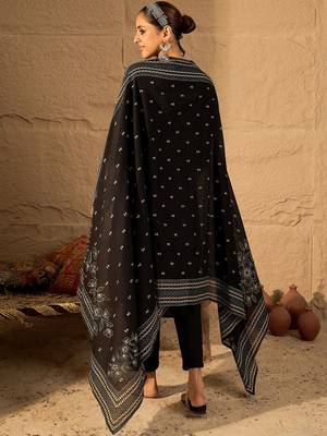 Women Ethnic Motifs Embroidered Cotton Kurta with Trousers & Dupatta 4