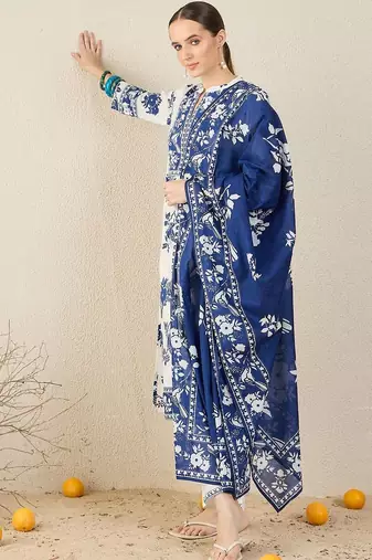 Women Floral Printed Cotton Kurta with Trousers & Dupatta