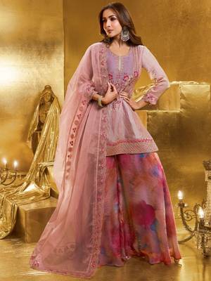 Women Embroidered Crushed Organza Silk Kurta Set with Dupatta 1