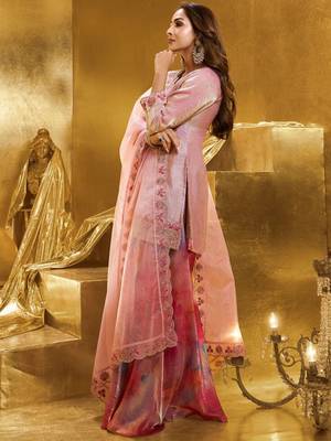 Women Embroidered Crushed Organza Silk Kurta Set with Dupatta 4