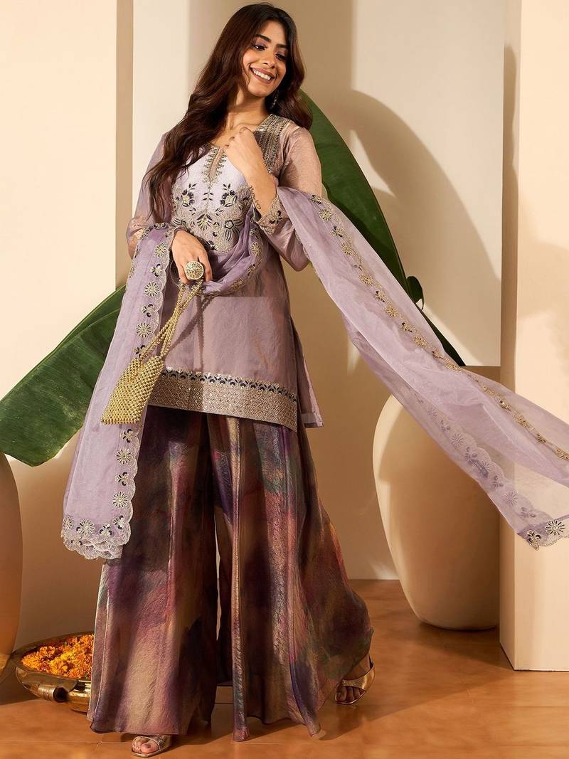 Women Crushed Oraganza Silk Embroidered Kurta Set with Dupatta