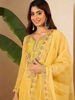 Women Crushed Oraganza Silk Embroidered Kurta Set with Dupatta 2