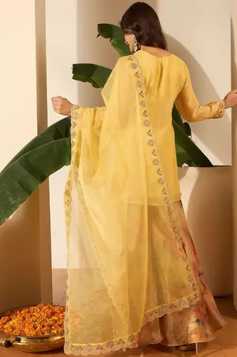 Women Crushed Oraganza Silk Embroidered Kurta Set with Dupatta