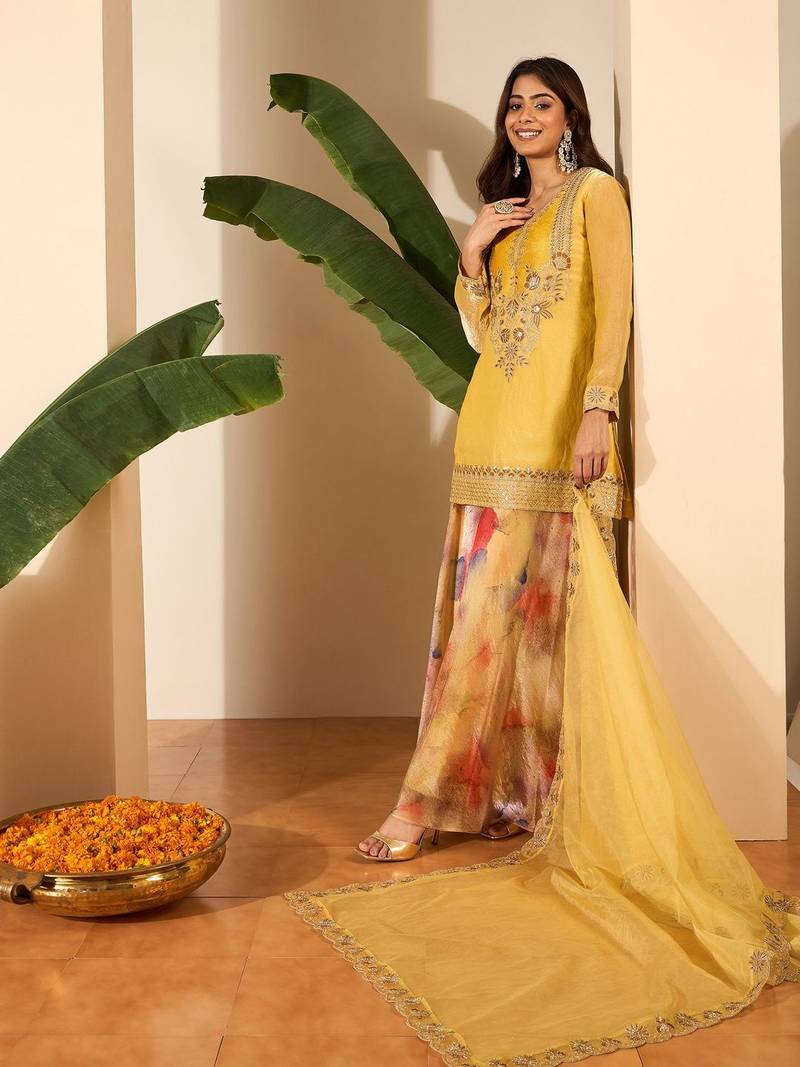 Women Crushed Oraganza Silk Embroidered Kurta Set with Dupatta