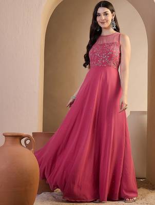 Women Floral Zari and Sequinned Embroidered Ethnic Gown 1