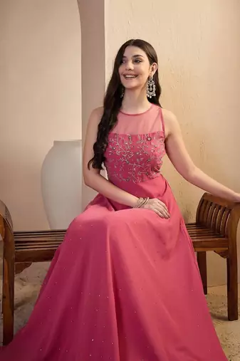 Women Floral Zari and Sequinned Embroidered Ethnic Gown
