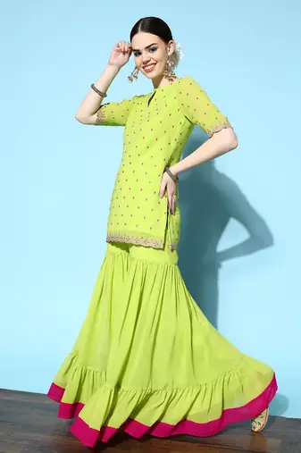 Women Green Ethnic Motifs Embroidered Thread Work Kurta with Sharara & Dupatta