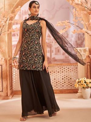 Women Floral Embroidered Regular Thread Work Kurta with Sharara & With Dupatta 2
