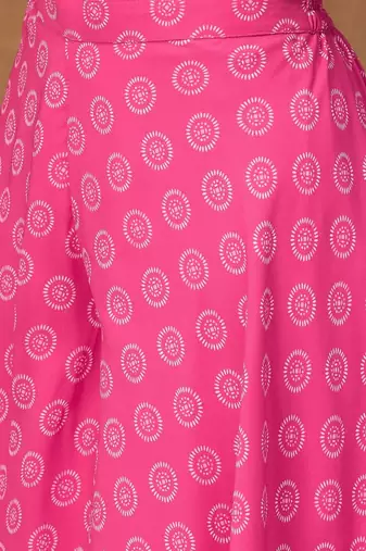 Pink colour Women Floral Print Pleated Top & Palazzos Kurta set