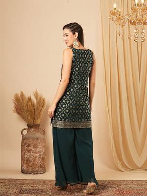 Team Green Printed Kurta with palazzo set  5