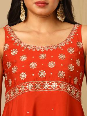 Orange Embroidered Sleeveless Kurta set  2