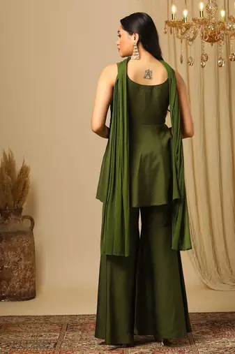 Green Embroidered Sleeveless Kurta set