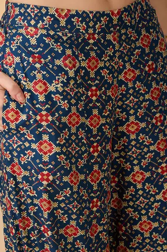 Navy Blue Printed Round Neck Kurti & Palazzos Set