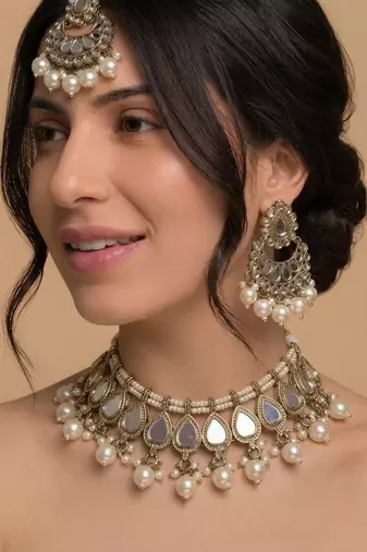Antique silver-tone mirror & pearl choker set with maang tikka