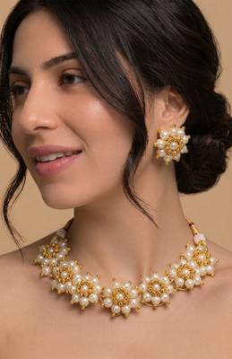 Pearl blossom choker set 4