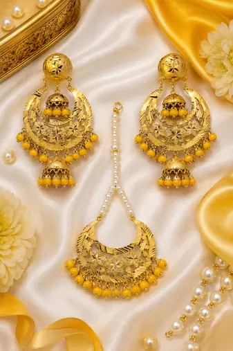 Yellow beaded gold earring tikka set