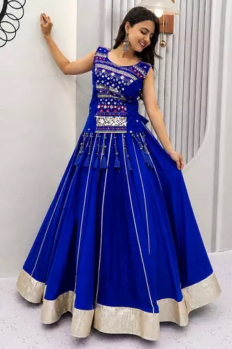 Women’s Chaniya Choli For Navratri – Pure Cotton Mirror Hand Work & Ribbon Work With 6 Meter Lehenga